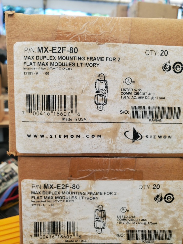 Siemon MX-E2F-80 Max Duplex Mounting Frame For 2 Flat Max Modules lt iVORY