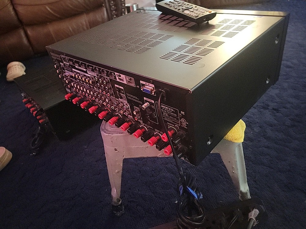 ONKYO AV RECEIVER MODEL TX-NR709