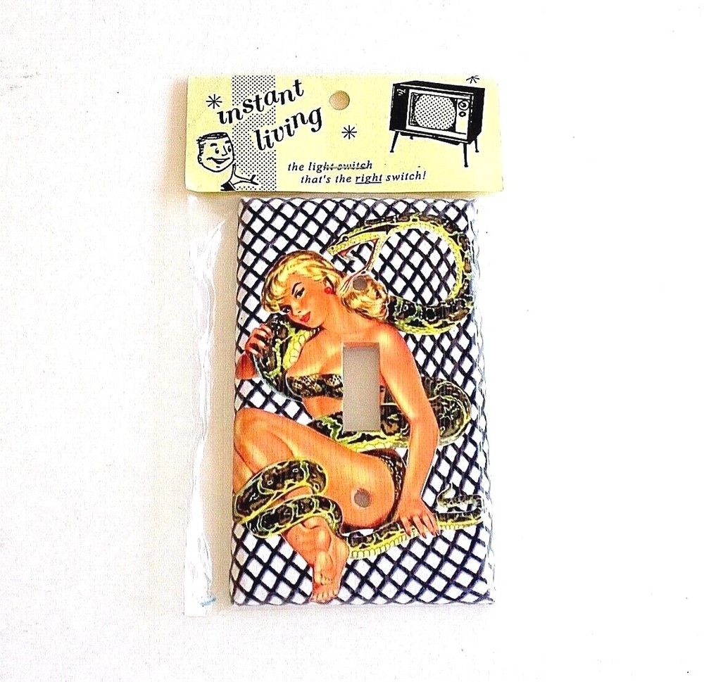 4 Light Switch Covers Art Deco or Retro, Vintage