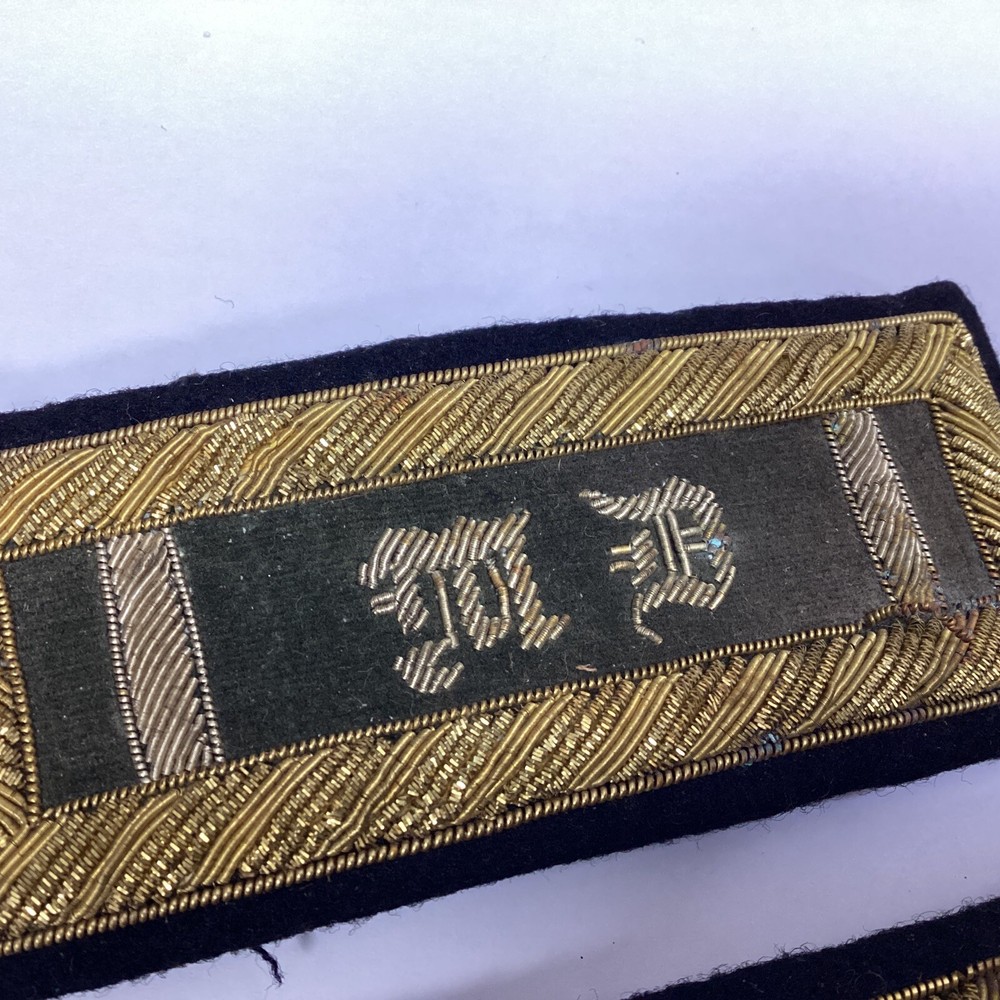 German officer’s shoulder braids? Monograms