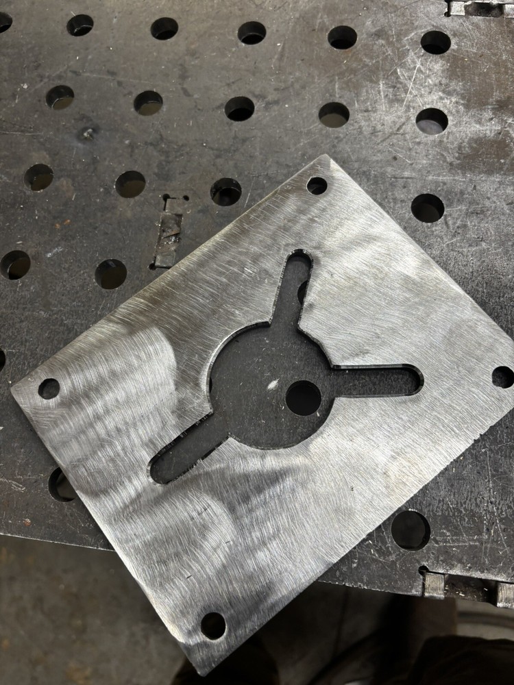 Miller Key Hole Trailer Plate With Bolt Holes