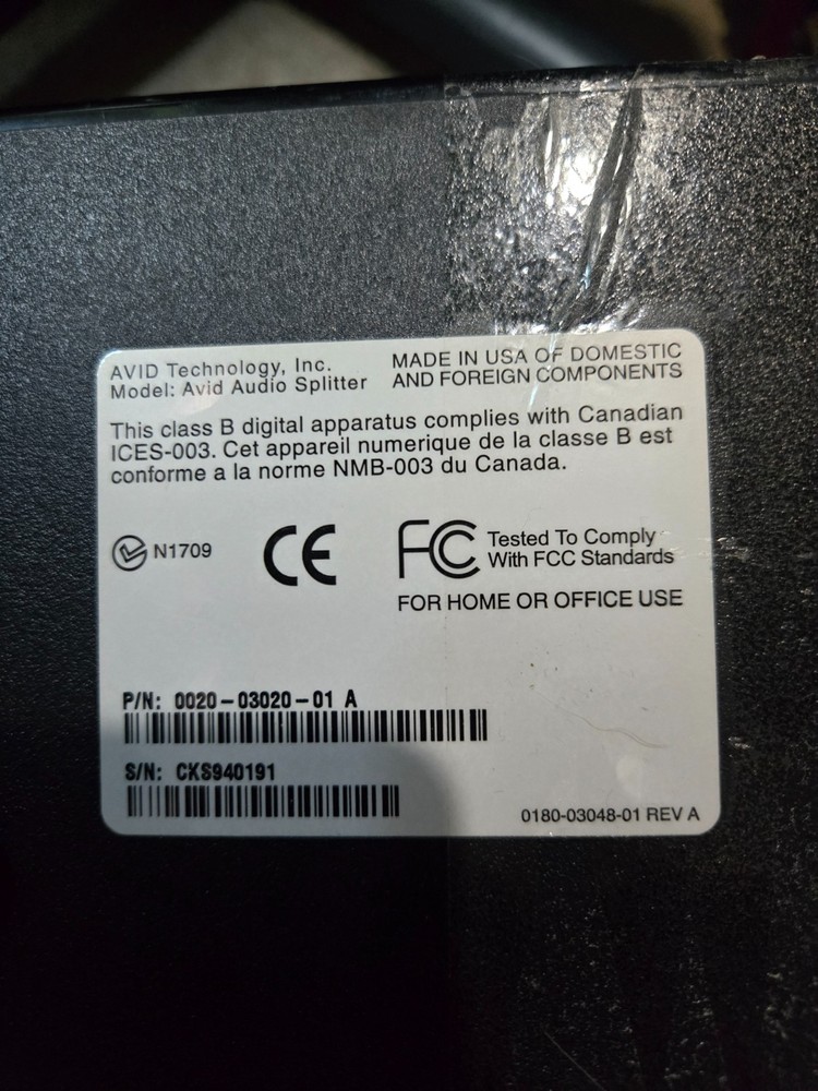Avid Audio Splitter