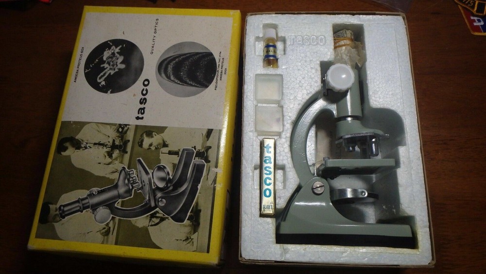 Vintage Tasco Microscope # 300XM #990-5 JUNIOR  Microscope Kit