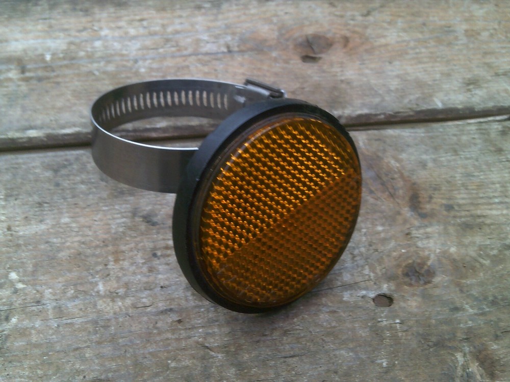 NORTON AMBER SIDE REFLECTOR & MOUNTING CLIP