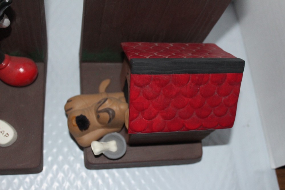 Mickey Mouse Vintage Ceramic Bookends calling Pluto for Bathing Day Pair EUC