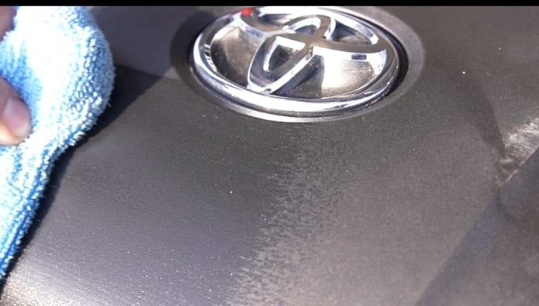 Mas Chingon Tire & Trim Shine