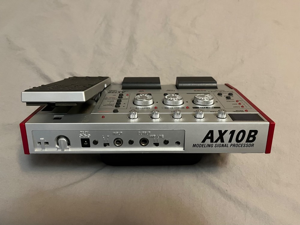 Korg Toneworks AX10B Multi Effects Pedal