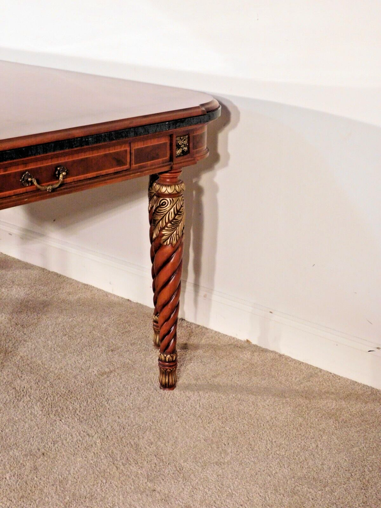 HENREDON Grand Provenance Dining Table