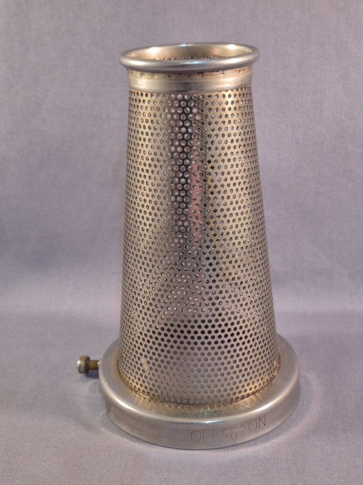 Vintage Villaware Strainer #200 Food & Vegetable Processor Tomato/Apple Screen