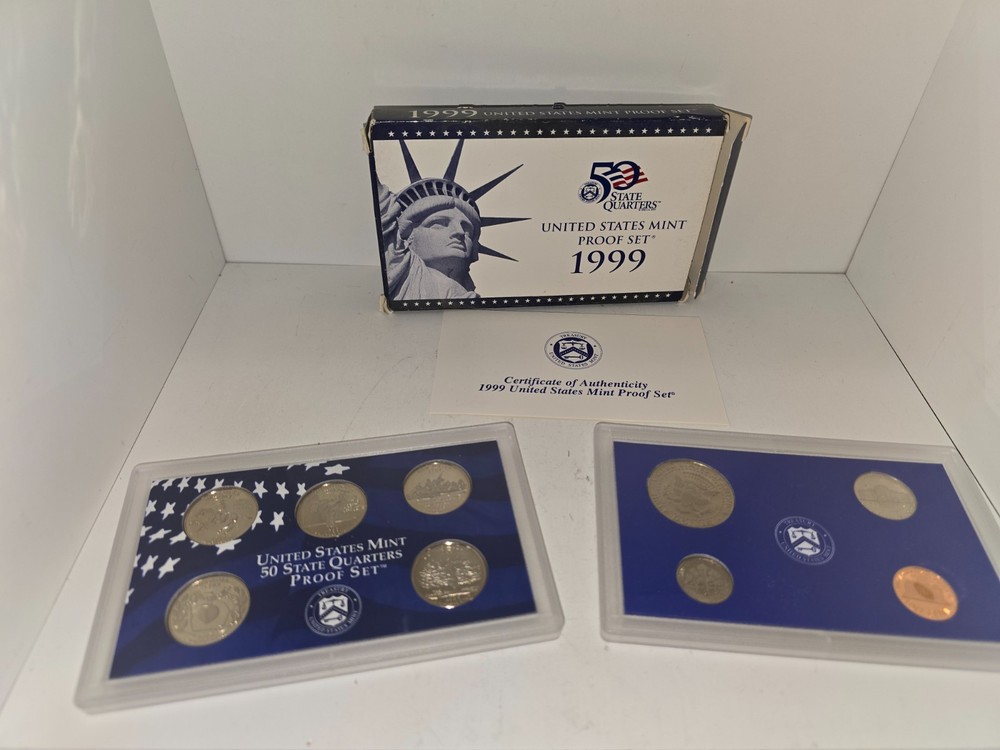 1999 US Mint Proof Set uncirculated with COA