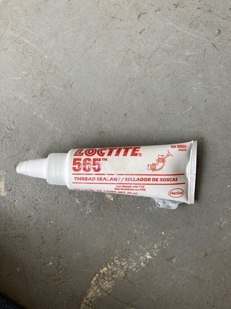 Pack of 3 Loctite 565 Thread Sealant