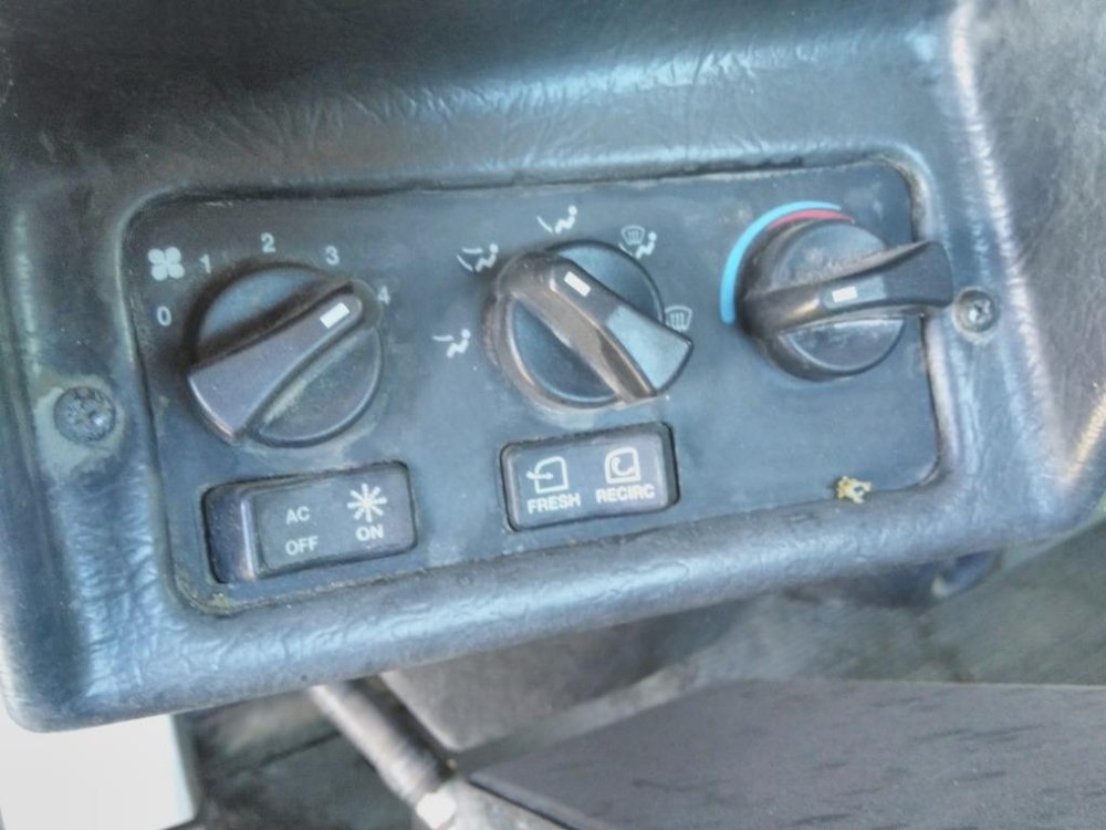 Replaces 2000 PETERBILT 378 TEMPERATURE CONTROL ,  FL