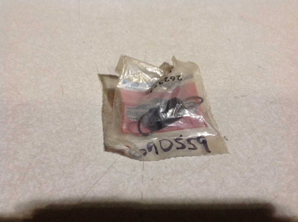 Briggs & Stratton part # 690559 spring # 262354