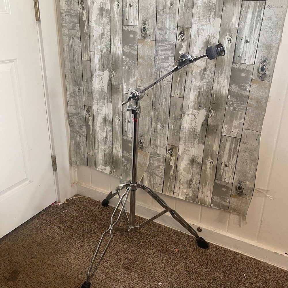 Ludwig adjustable cymbal stand