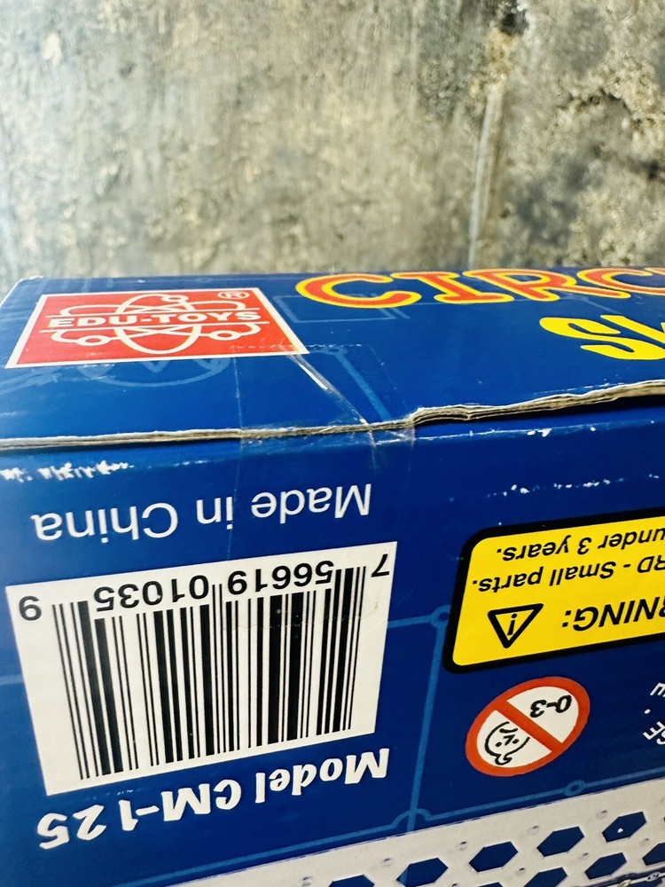 SNAP CIRCUITS SB-125 Skill Builder 125 Projects 8+