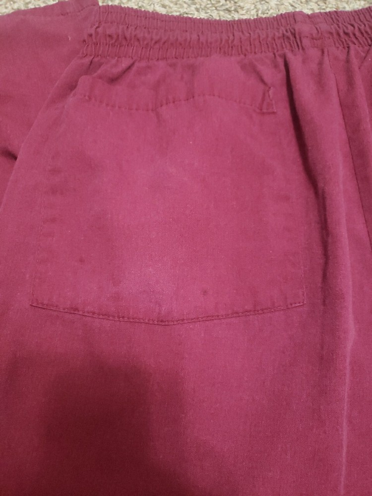Unisex Landau Maroon Size Medium Scrub Set (Some Spots)