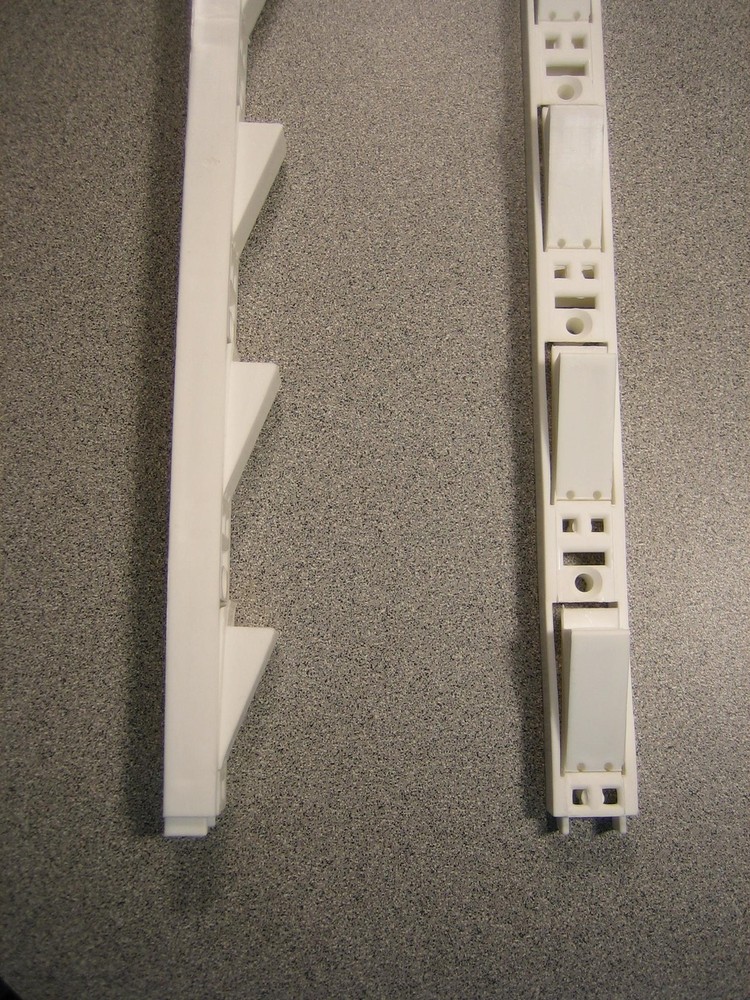 MONTEREY #118-P-WHITE PLASTIC SHELF SUPPORT STRIP, 18" LENGTH, STACKABLE