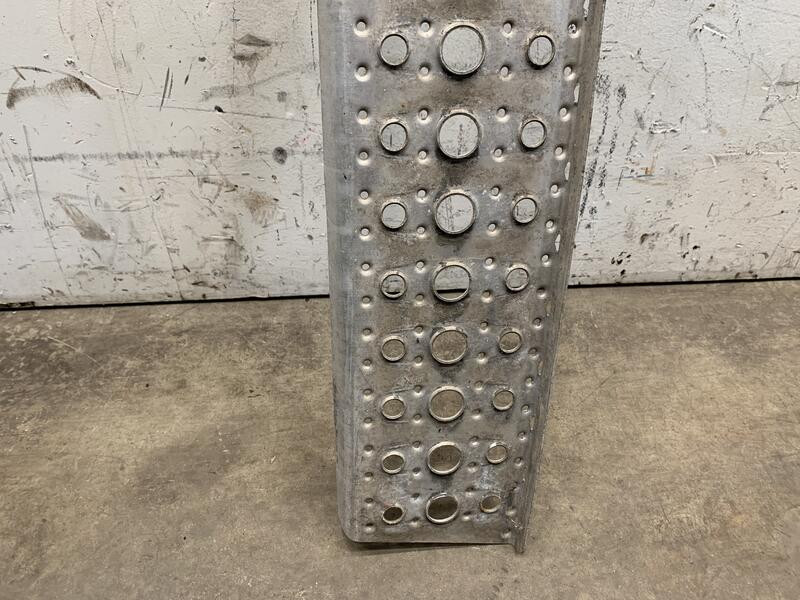 Kenworth T660 Step (723-10490)