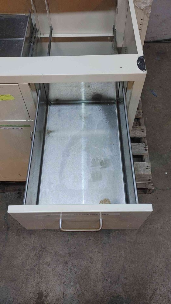 Jamestown 30" Mixed Casework (SKU: 106813)