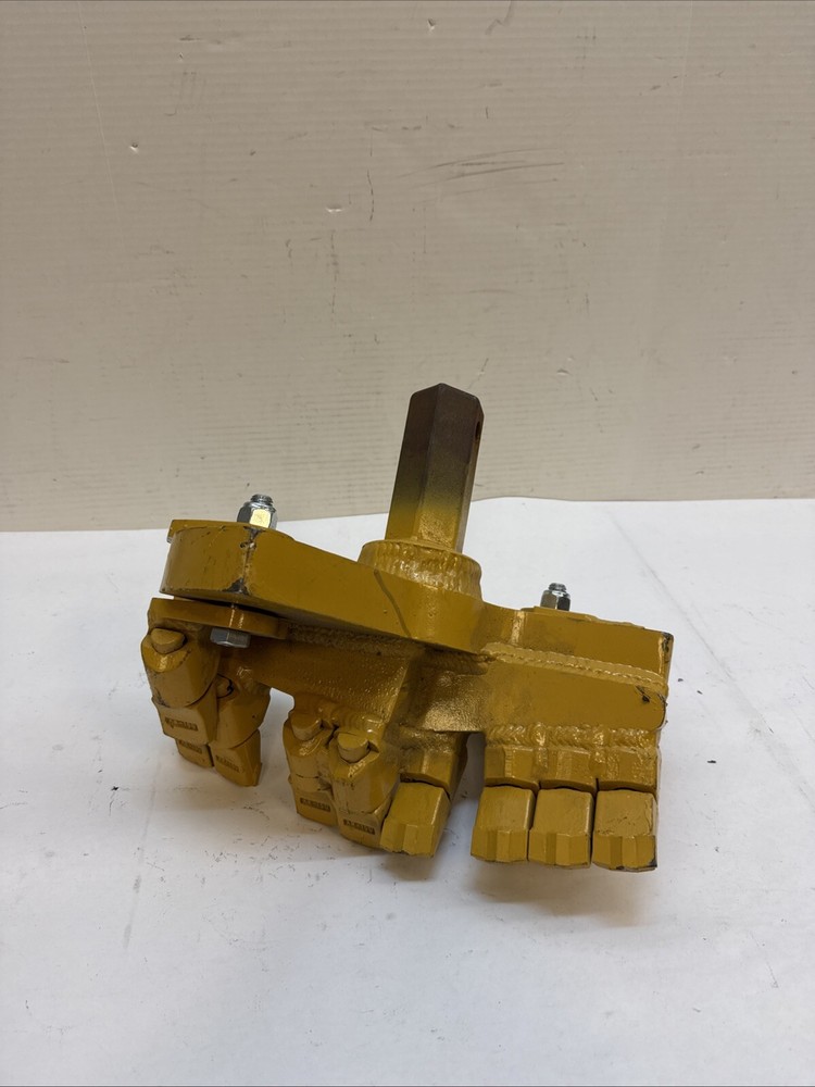 16" combo cutting head with wing cutters On 1-5/8” hex with carbide teeth