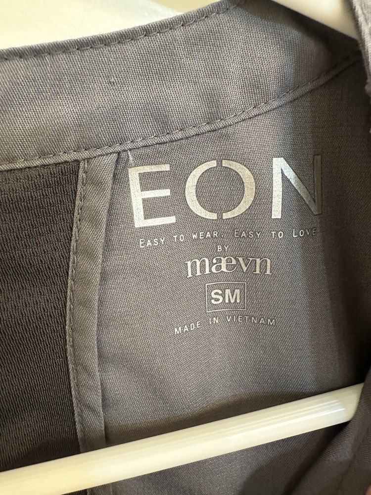 Eon By Maevn Gray Scrub Set Small