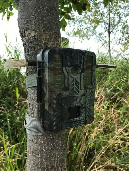 U Cam - Affordable NO GLOW IR Trail Camera - Fast Trigger Speed