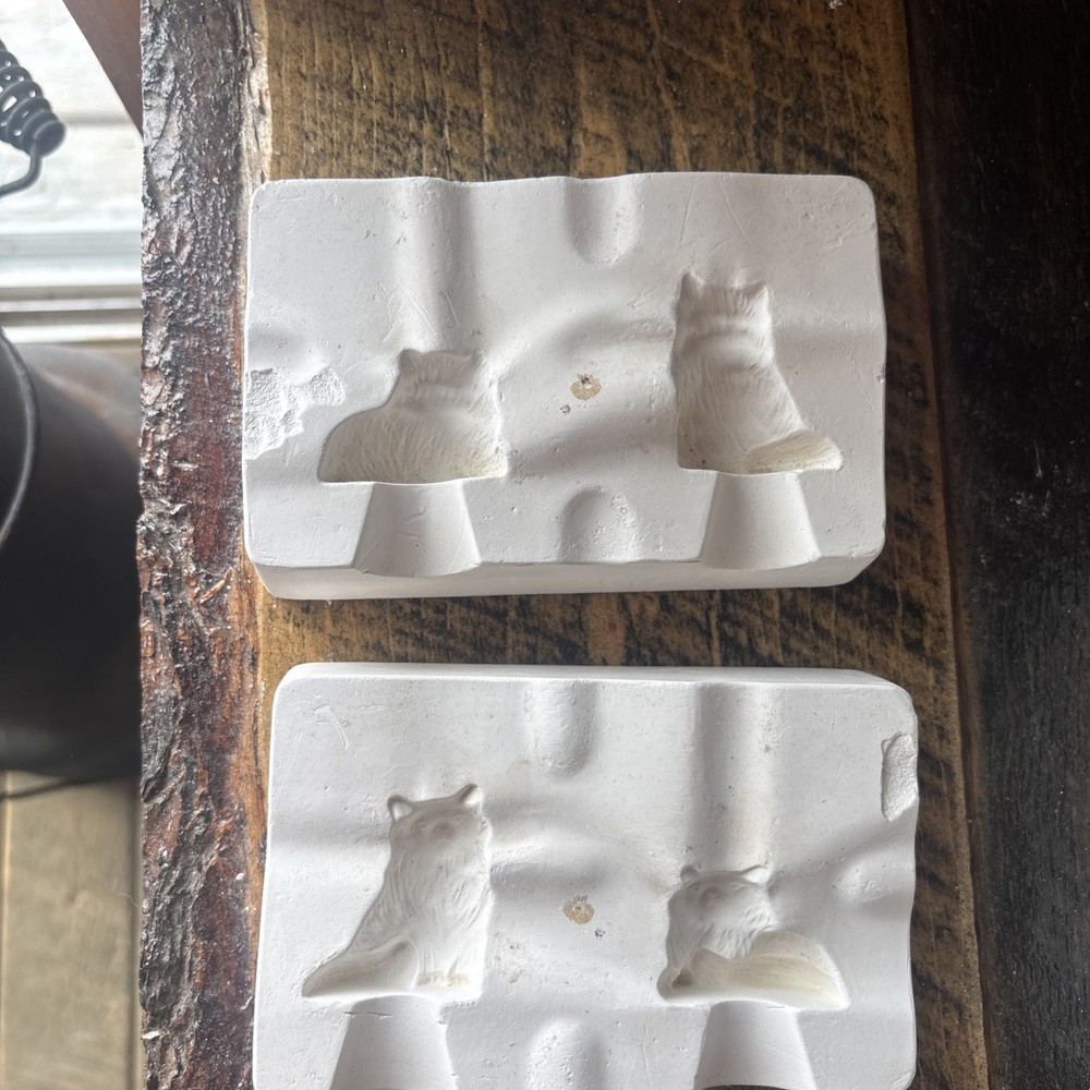 Air Capitol Molds MM 22 Small Cats