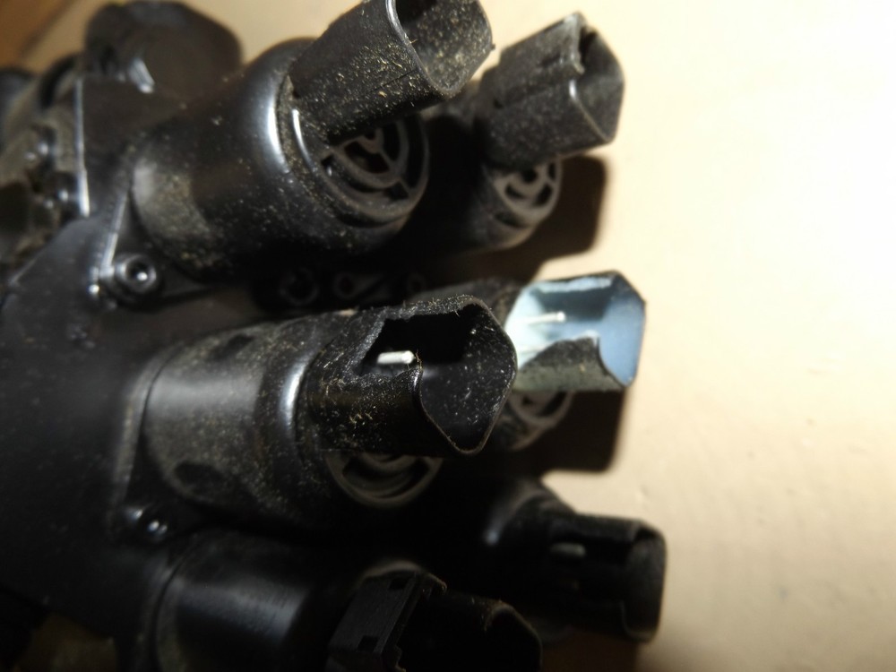 VOLVO VALVE 17286966