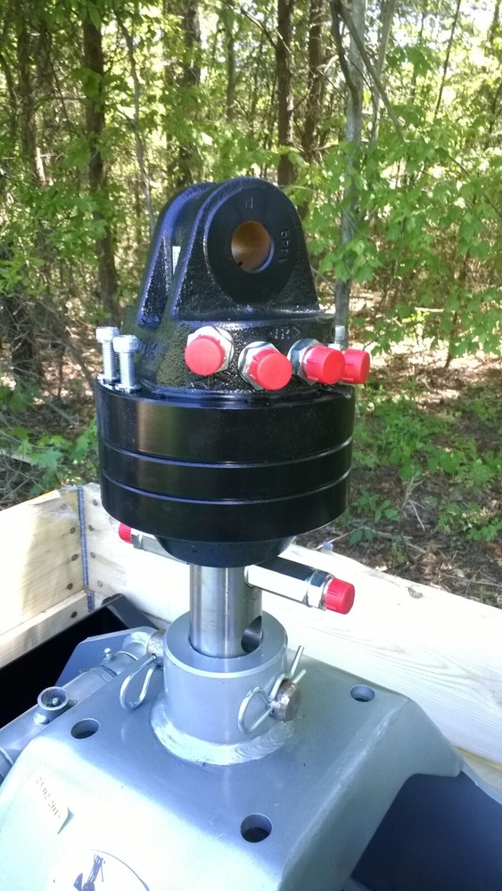 new grapple clamshell & rotator attachment