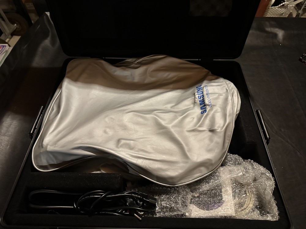 Samsung SVP-6000 Digital Presenter Document Camera