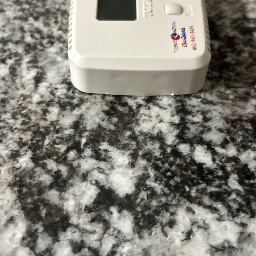 Totaline Digital Thermostat / White /TSTATCRBSS01