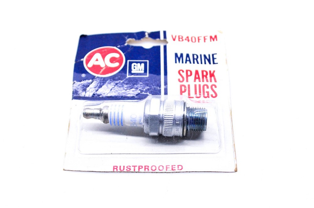 AC VB40FFM Marine Spark Plug NOS