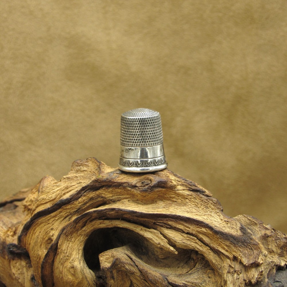 Vintage Sterling Silver Simon Brothers Thimble Size 9