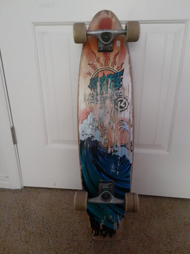 Longboard with No Grip