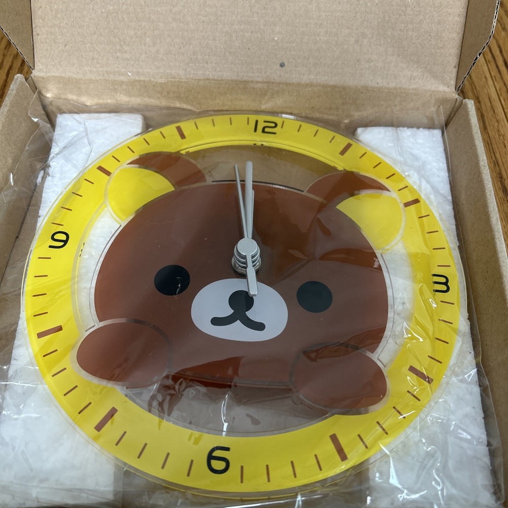 “Rilakkuma” Analog Clock