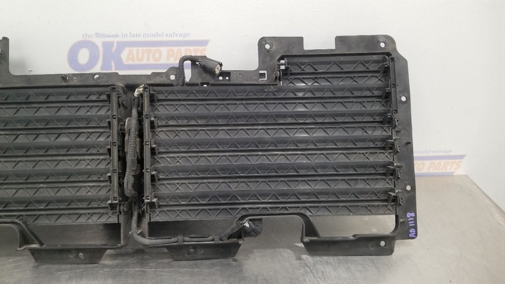 17 CHEVY TAHOE AIR SHUTTER ASSEMBLY
