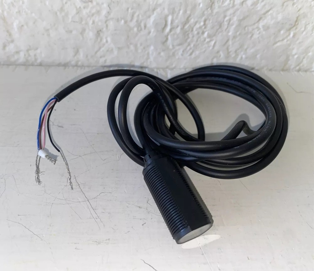 OMRON E3FA-BN12 Photoelectric Switch Sensor