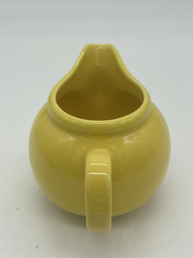 Globe London Pottery Creamer - Yellow