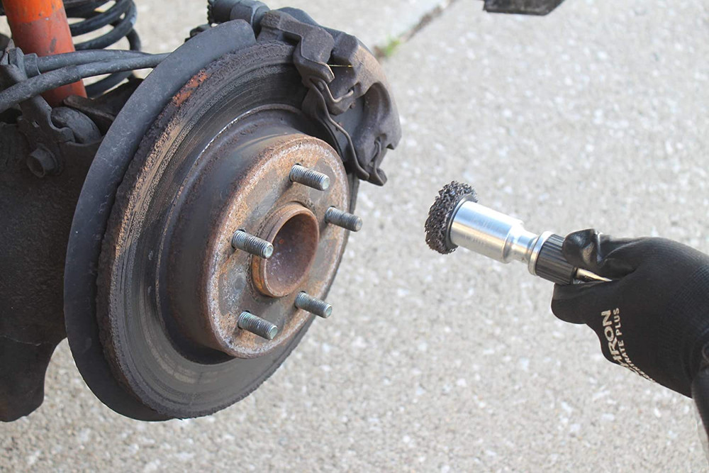 37330 Hub Buddy Surface and Stud Cleaner Pad, Fits 1/2" Impact Driven Wrenches