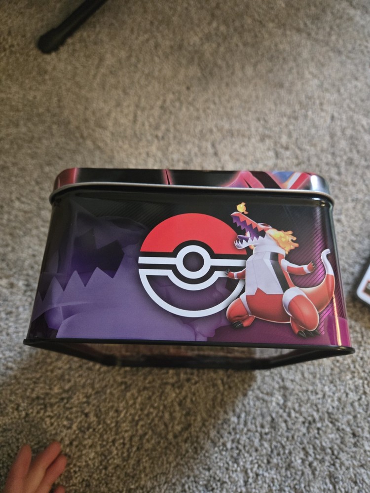 2 Poke'mon lunchbox tin empty slightly damaged