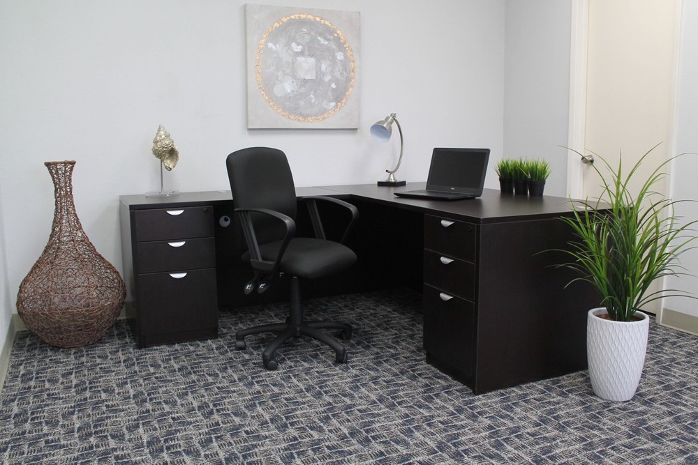 Boss Multi-Function Fabric Task Chair W/Loop Arms MODEL # B3037-BK