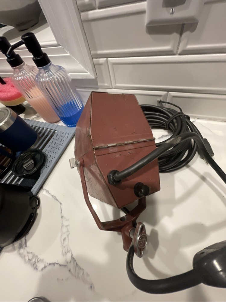 Mole Richardson 200watt Mini-Mole Type #2801 AKA Inkie 