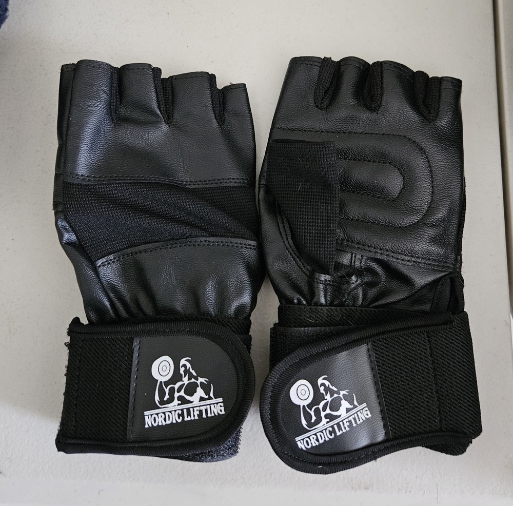 Women's Lifting Gloves. Size Small.
