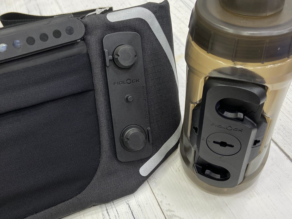 Fidlock Hip Belt – Single + 450ml Twist Bottle