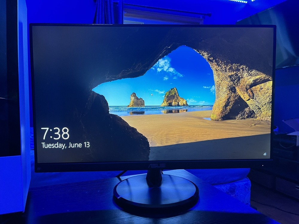 Gaming Computer and Monitor