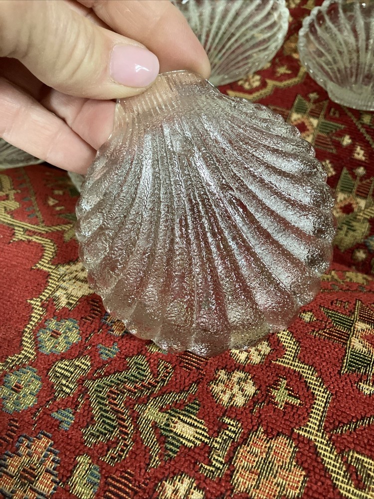 Complete Set WM. Rogers Shell Shaped Glass Coasters Set & Silver Plated Holder