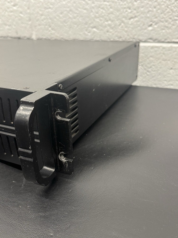 DFX 4000 Professional Stereo Power Amplifier