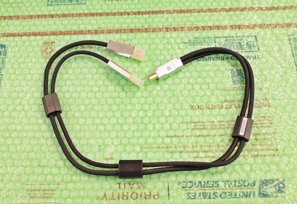 iFi audio Gemini Dual headed Audiophile USB cable