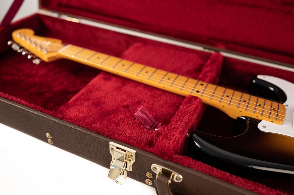 Hard-Shell Electric Guitar Case (Brown)