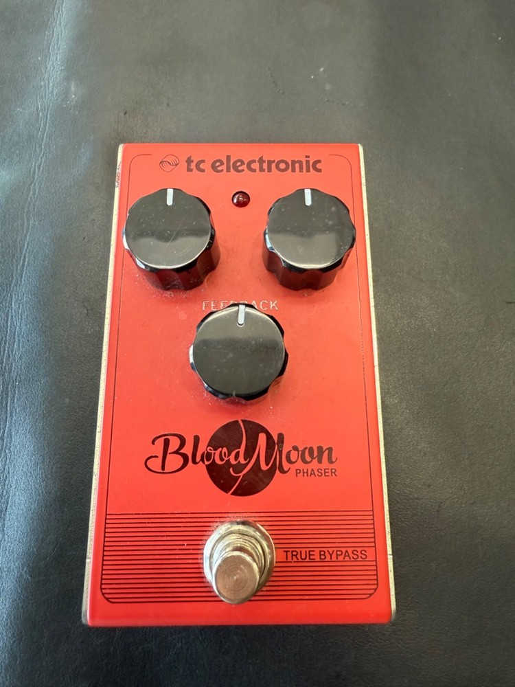 TC Electronic Blood Moon Phaser Effect Pedal- Pre owned